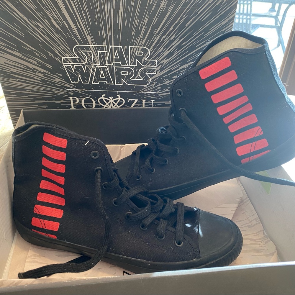 Po Zu Star Wars Hans Solo Black and Red High-Top Sneakers Men’s 10.5